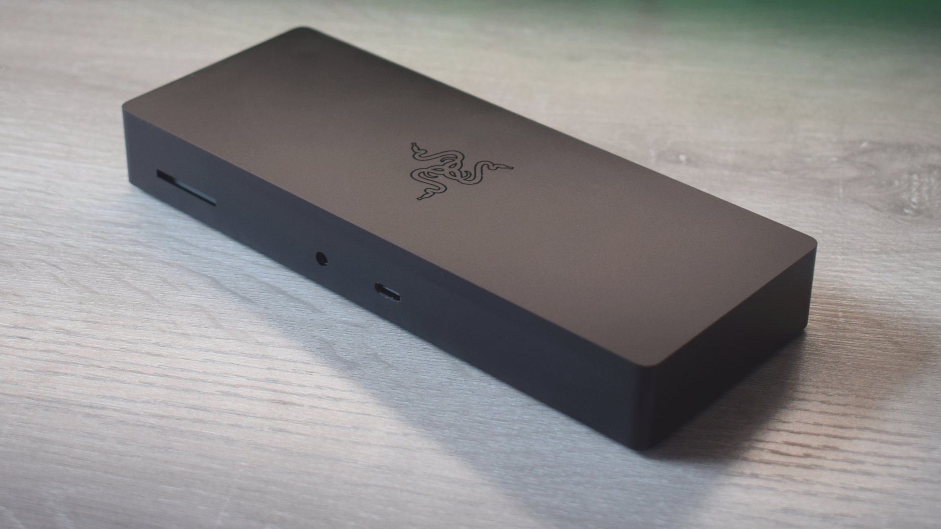 Front I/O of the Razer Thunderbolt 4 Dock Chroma