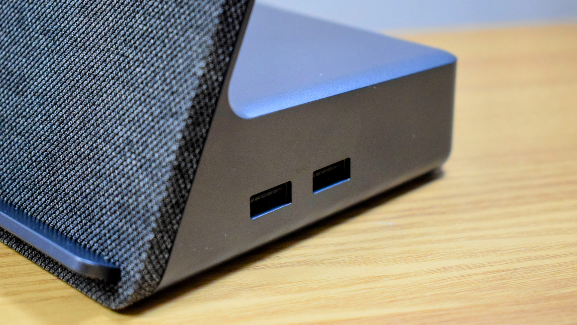 Close-up photo of the Dell Dual Charge Dock with QI wireless charging docking station showing its right-hand ports.
